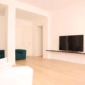 https://citycenter-milan-elegant-house.it-lombardy.com